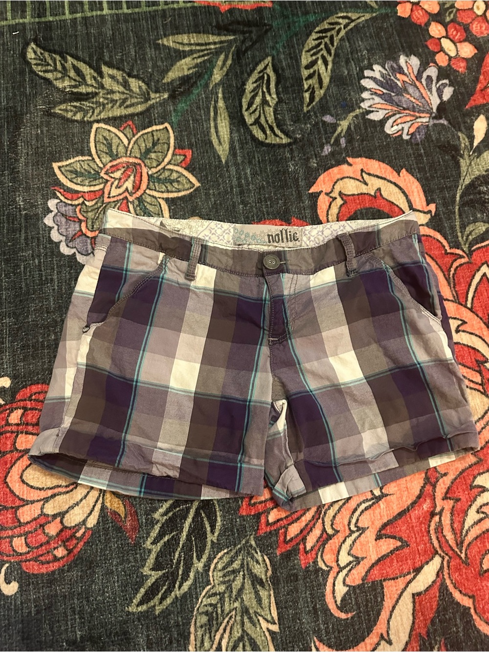 3/$25 💫 Y2K Nollie Purple Plaid Shorts Size 5 Skater Casual
